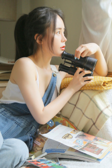 老头狠狠挺进小莹体内视频